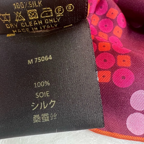Louis Vuitton Silk scarf💜❤️🩷 - Picture 7 of 10